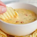 Crockpot Broccoli Chicken Cheese Dip