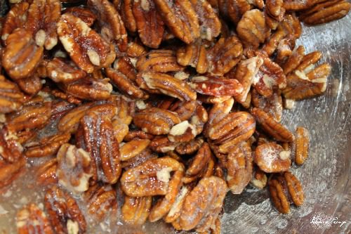 Cinnamon Sugar Pecans Recipe for Christmas and Thanksgiving! Holiday Candy Nuts and Easy Food Gift Idea!