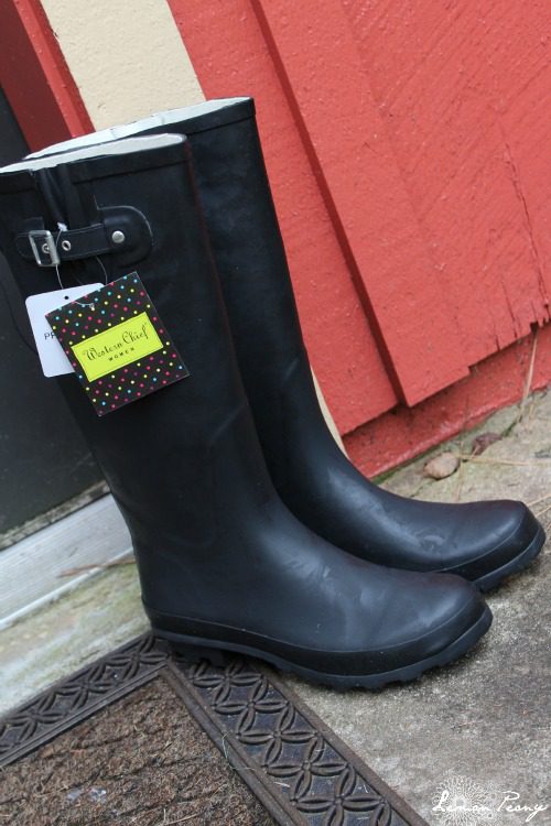 Rain Boot Trends for Fall and Winter. Rainy Day Everyday Fashion Trends for Women!