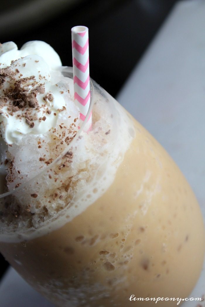 Easy Vanilla Frappe Recipe!