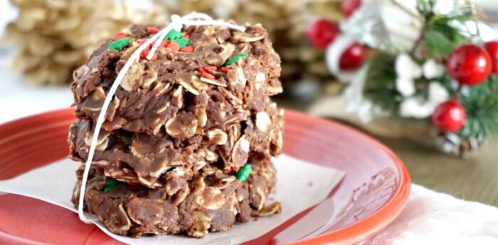 A stack of No Bake Nutella Christmas cookies on a red plate.