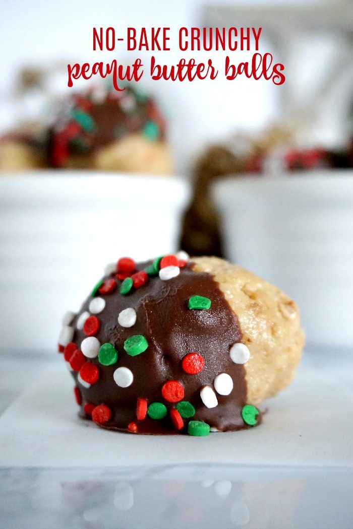 No Bake Peanut Butter Balls! Easy No Bake Christmas Peanut Butter Balls Recipe! The BEST Holiday Treat or Dessert Recipe for Parties or Easy Gift Ideas for Friends, Co-workers, or Neighbors!