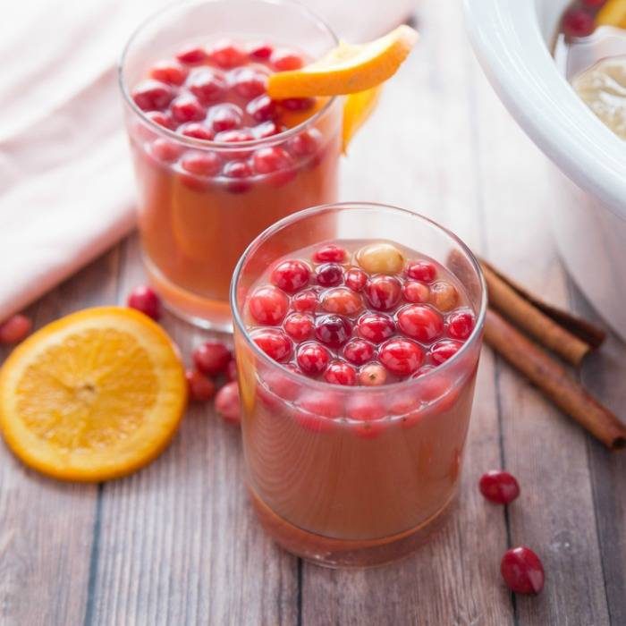 Cranberry-Apple-Crockpot-Wassail-Recipe