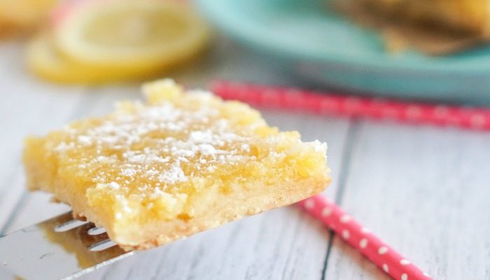 Homemade Easy Lemon Bars Recipe