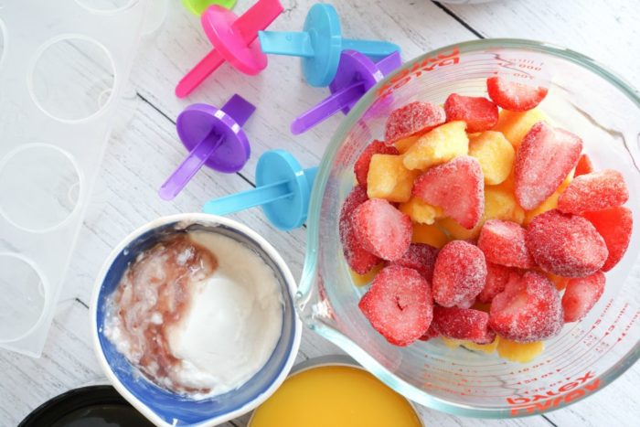 Strawberry Mango Popsicles Ingredients