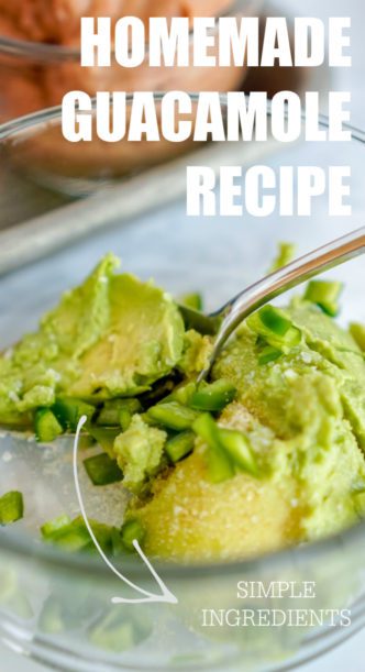 Simple Homemade Guacamole Recipe in a Bowl.