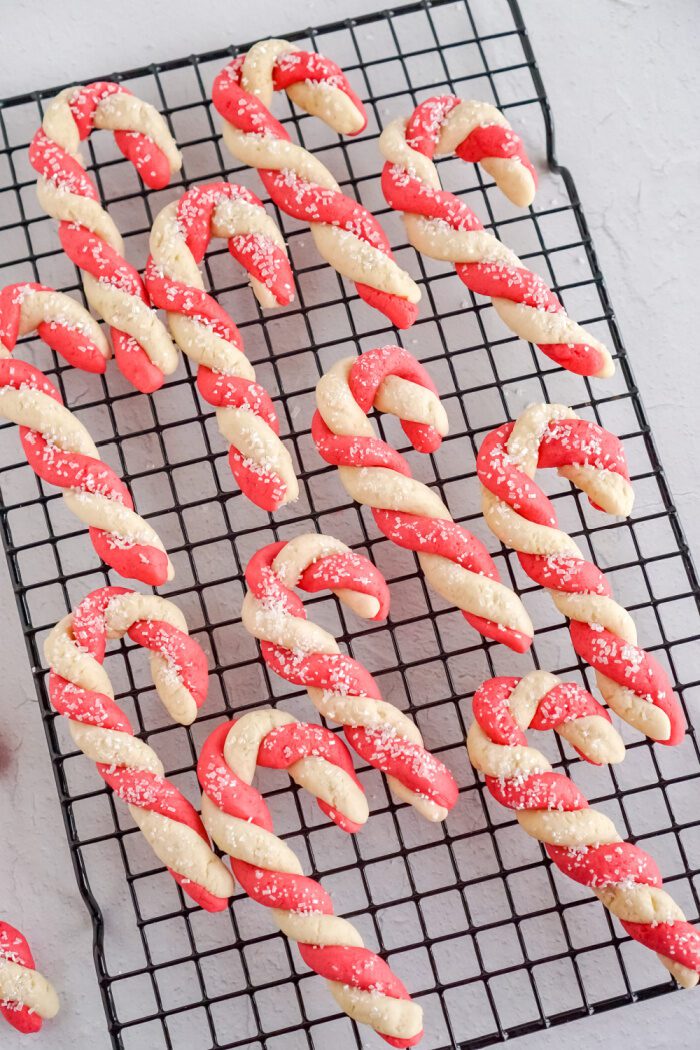 Candy cane cookies cooling on rack