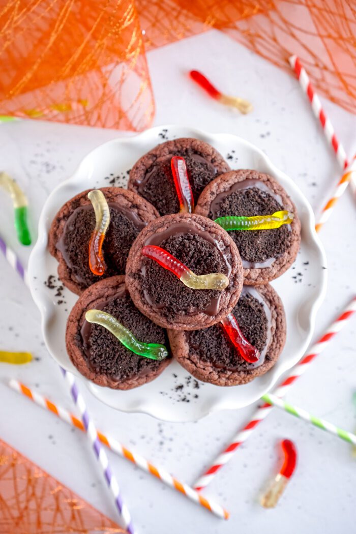 Above view of a plate of Oreo Dirt Pudding Chocolate Cookies