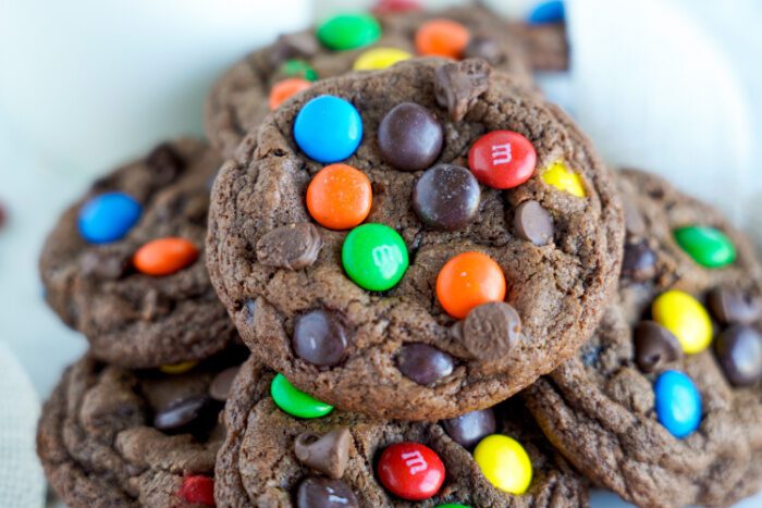 Many M&M Cookies