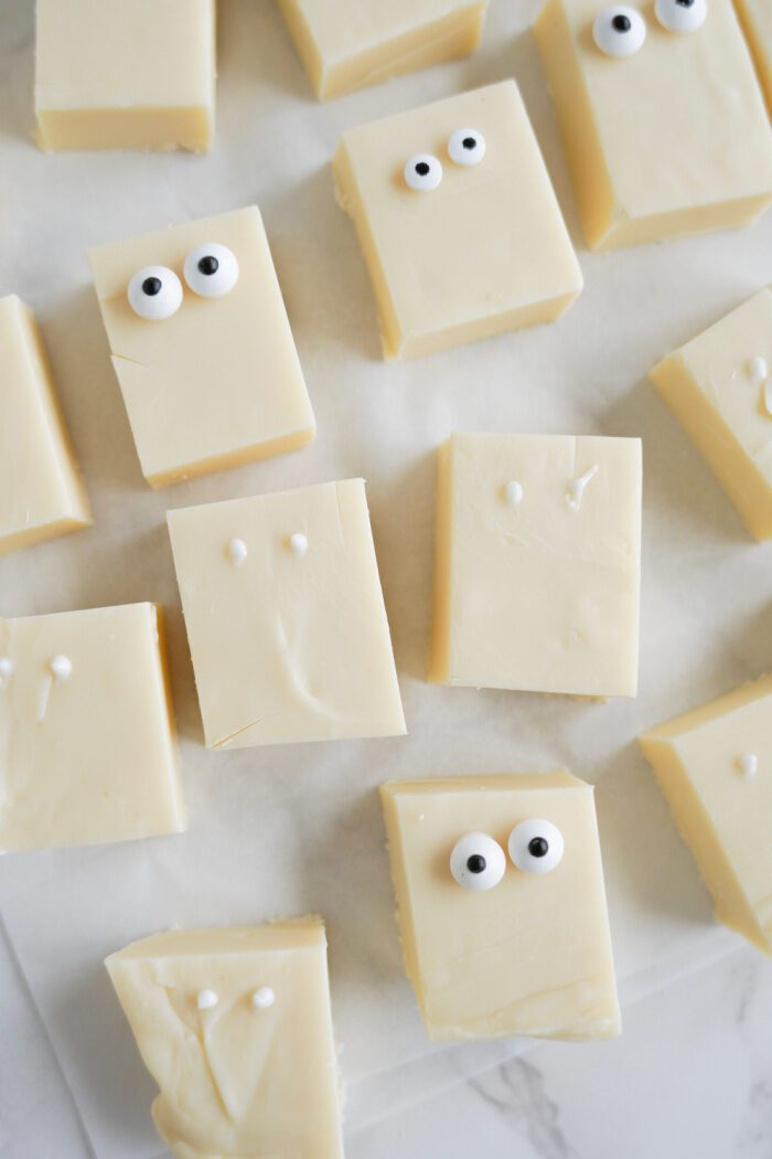 Halloween-themed white chocolate fudge with faces