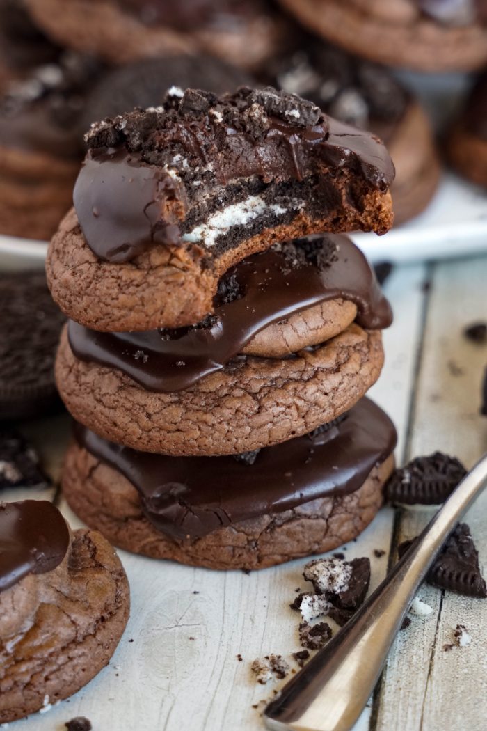 Oreo Brownie Cookie stacked