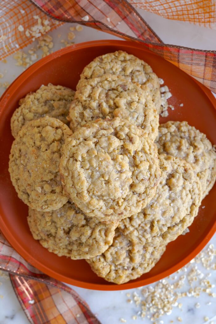A plateful of oatmeal cookies.
