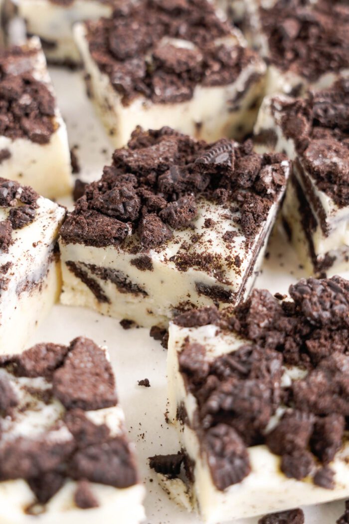 Squares of Oreo fudge topped with crushed cookies.