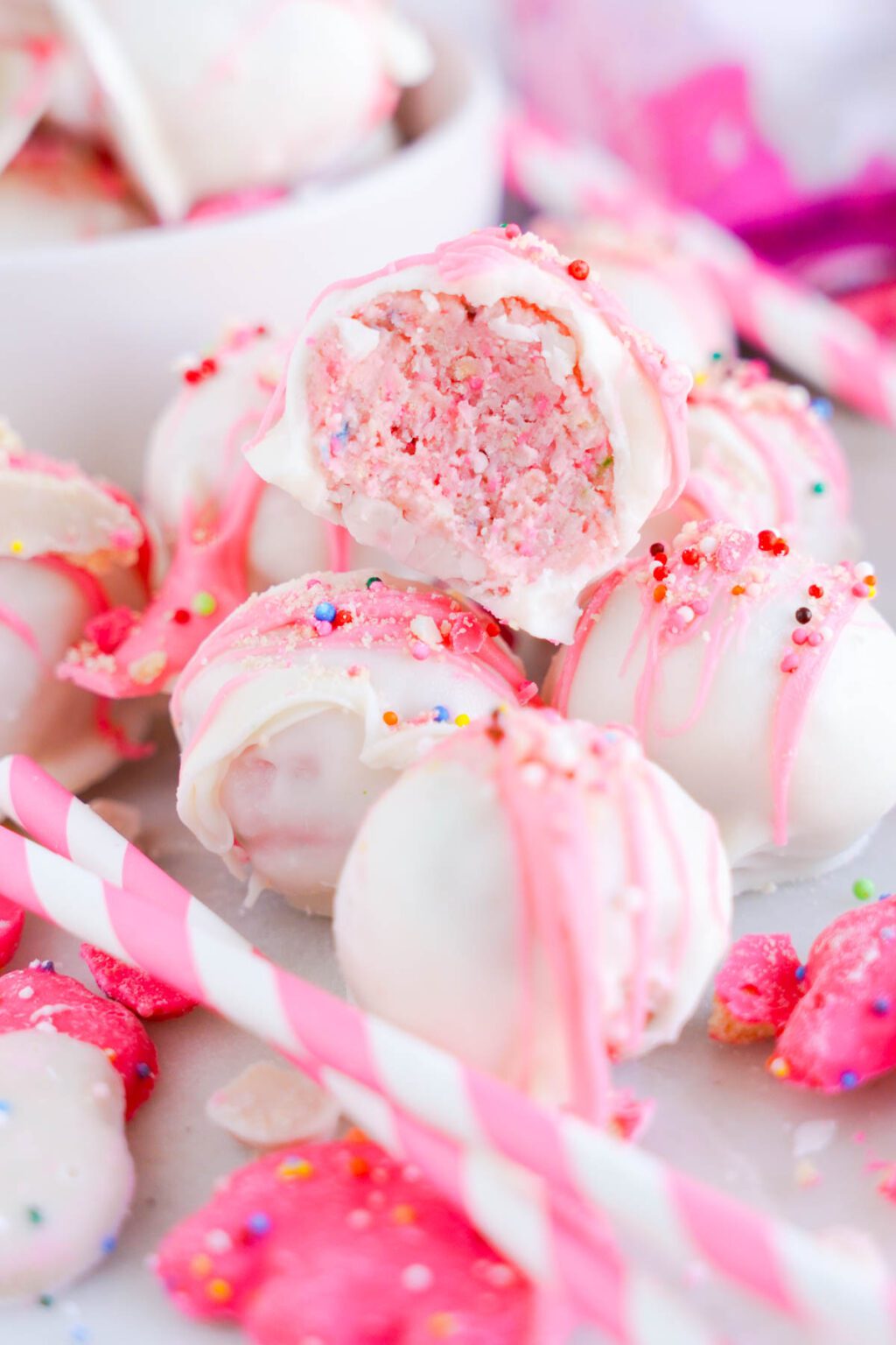 Homemade Circus Animal Cookie Balls - LemonPeony